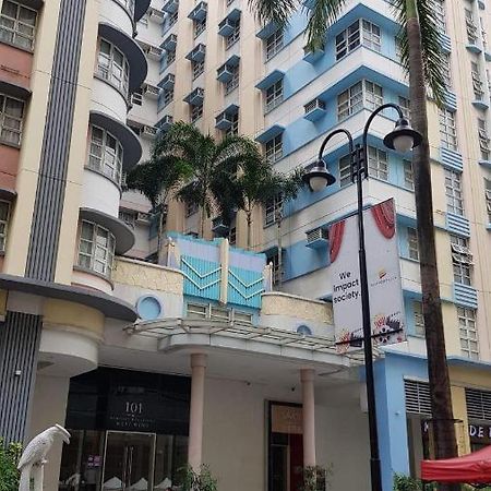 101 Newport Blvd C2 4F By Rechelle Nunag Pasay Exterior foto
